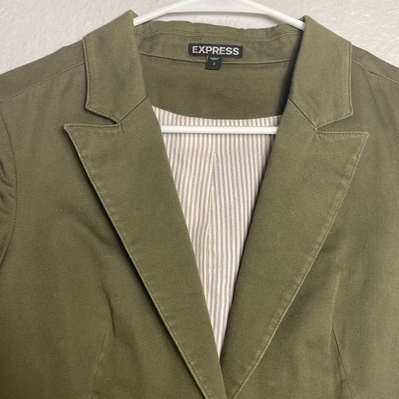 Jacket - Picture 2 of 7